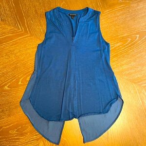 Set of 2!! Banana Republic Tanks